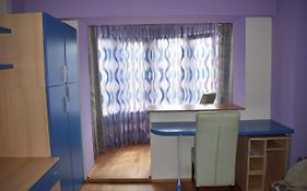 Central Apartment 4 Rooms Brasov